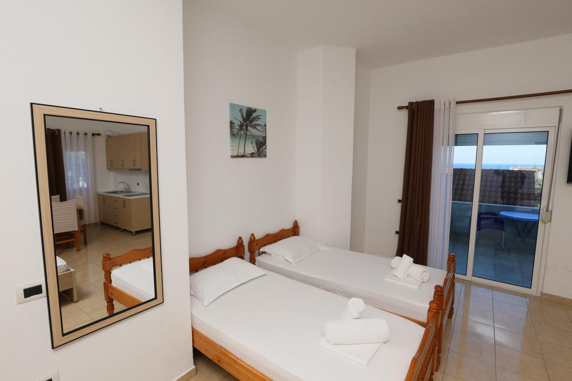 Michelle Apartments Ksamil Exterior foto